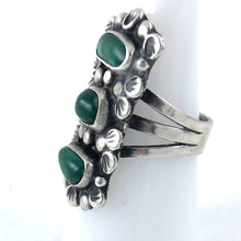 Load image into Gallery viewer, Funky Vintage Three Stone&lt;br&gt;Size: 7
