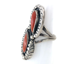 Load image into Gallery viewer, Vintage Coral Two Stone&lt;br&gt;Size: 6.5
